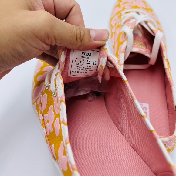 New Keds Womens 9 Yellow Pink Spotted canvas sneakers shoes - Picture 8 of 8